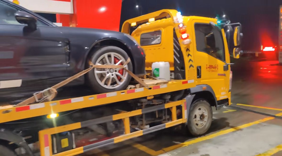 大同行车途中遇到突发状况该如何呼叫道路救援？
